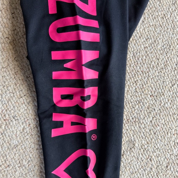 Zumba Fitness Black Marvelous Wear - Picture 2 of 4